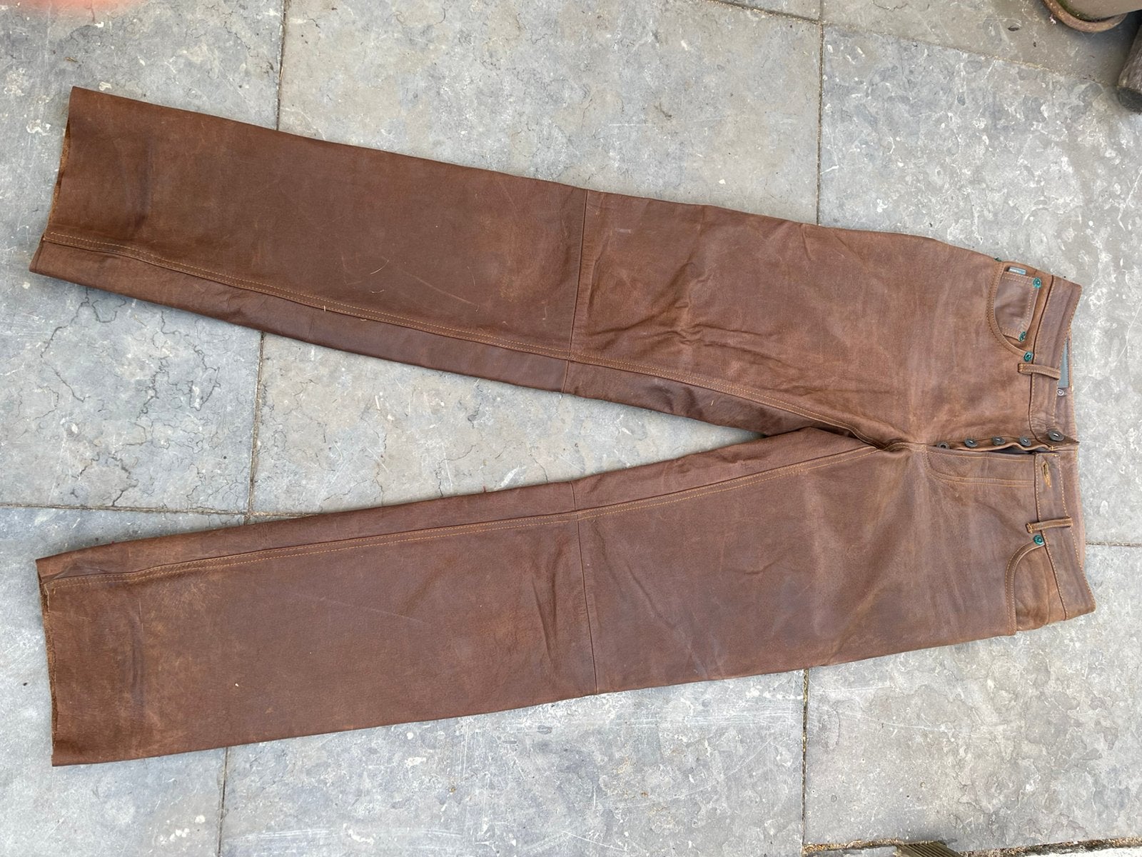 Bruine leren broek maat 31, Ophalen, Zo goed als nieuw, Overige maten, Bruin