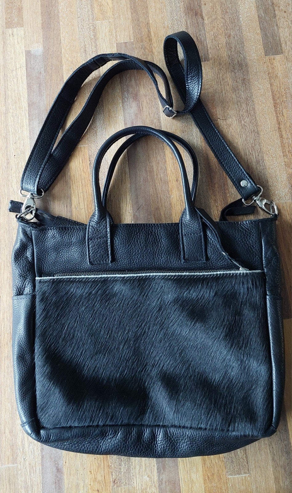 Mooie leren tas van Beryl, met 'vachtje', Ophalen of Verzenden, Zo goed als nieuw, Zwart, Handtas