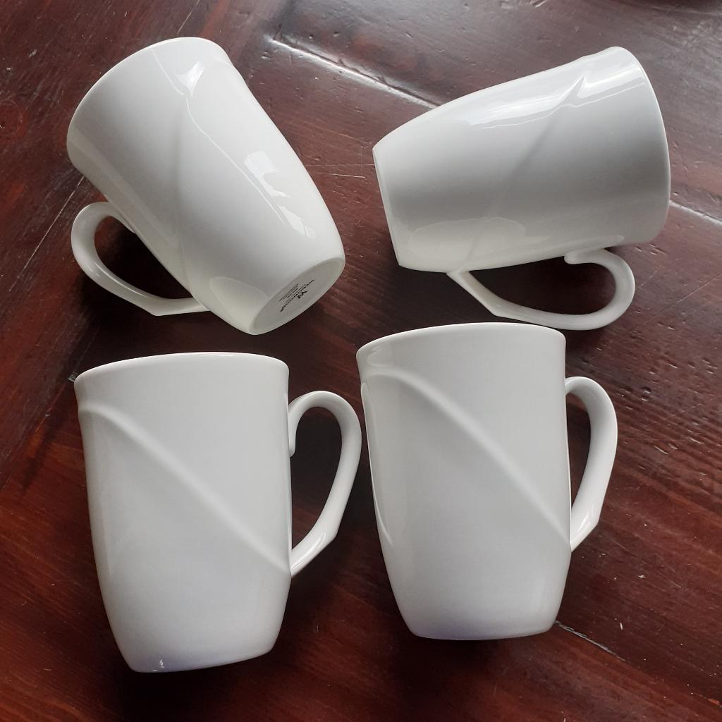 Wedgwood SOLAR Bone China  Grote hoge mokken/bekers, Overige typen, Ophalen of Verzenden, Zo goed als nieuw, Wedgwood