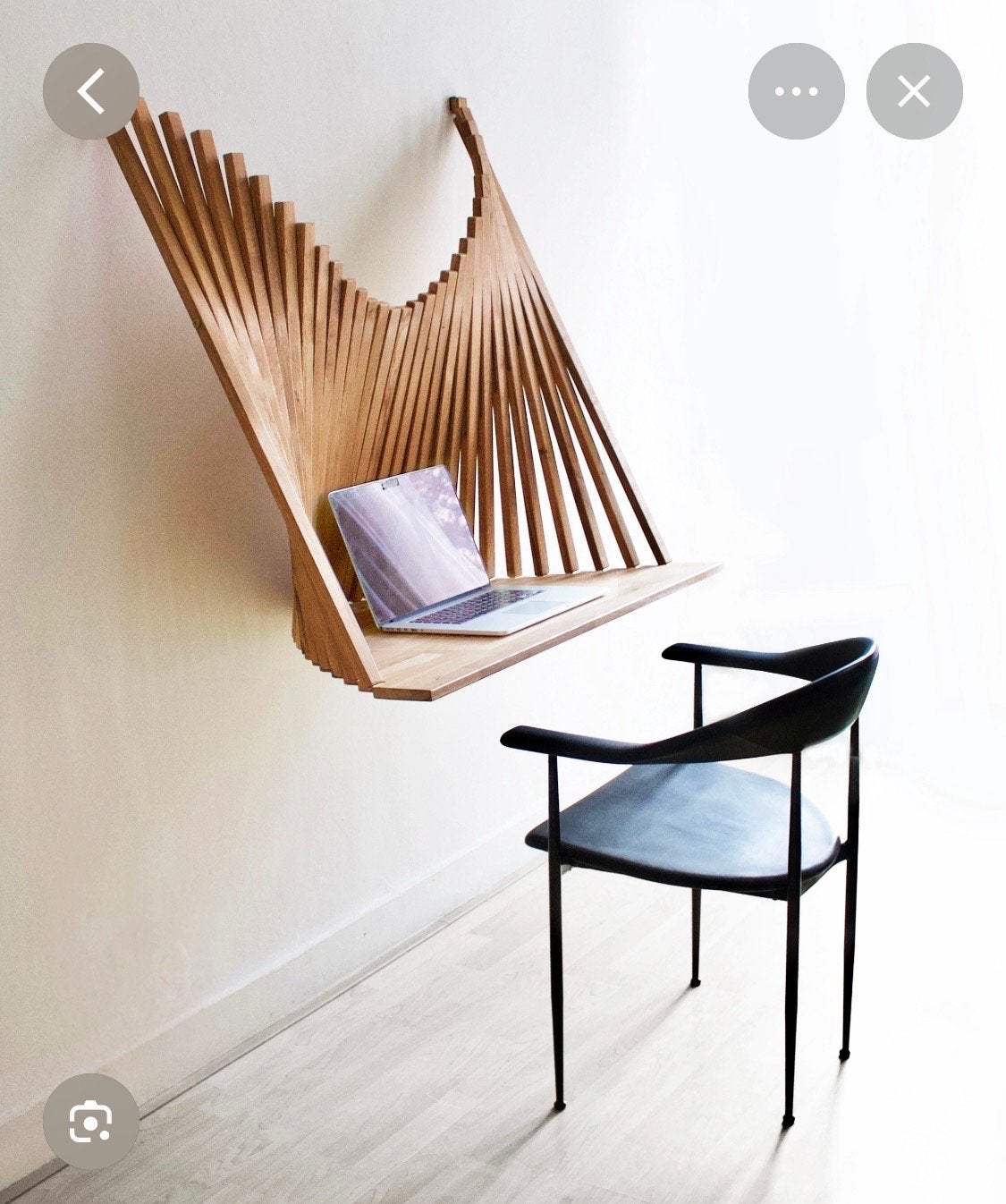Uniek opvouwbaar wandbureau van hout - Modern design, Huis en Inrichting, Bureaus, Verzenden, Hout, Bruin, Zo goed als nieuw