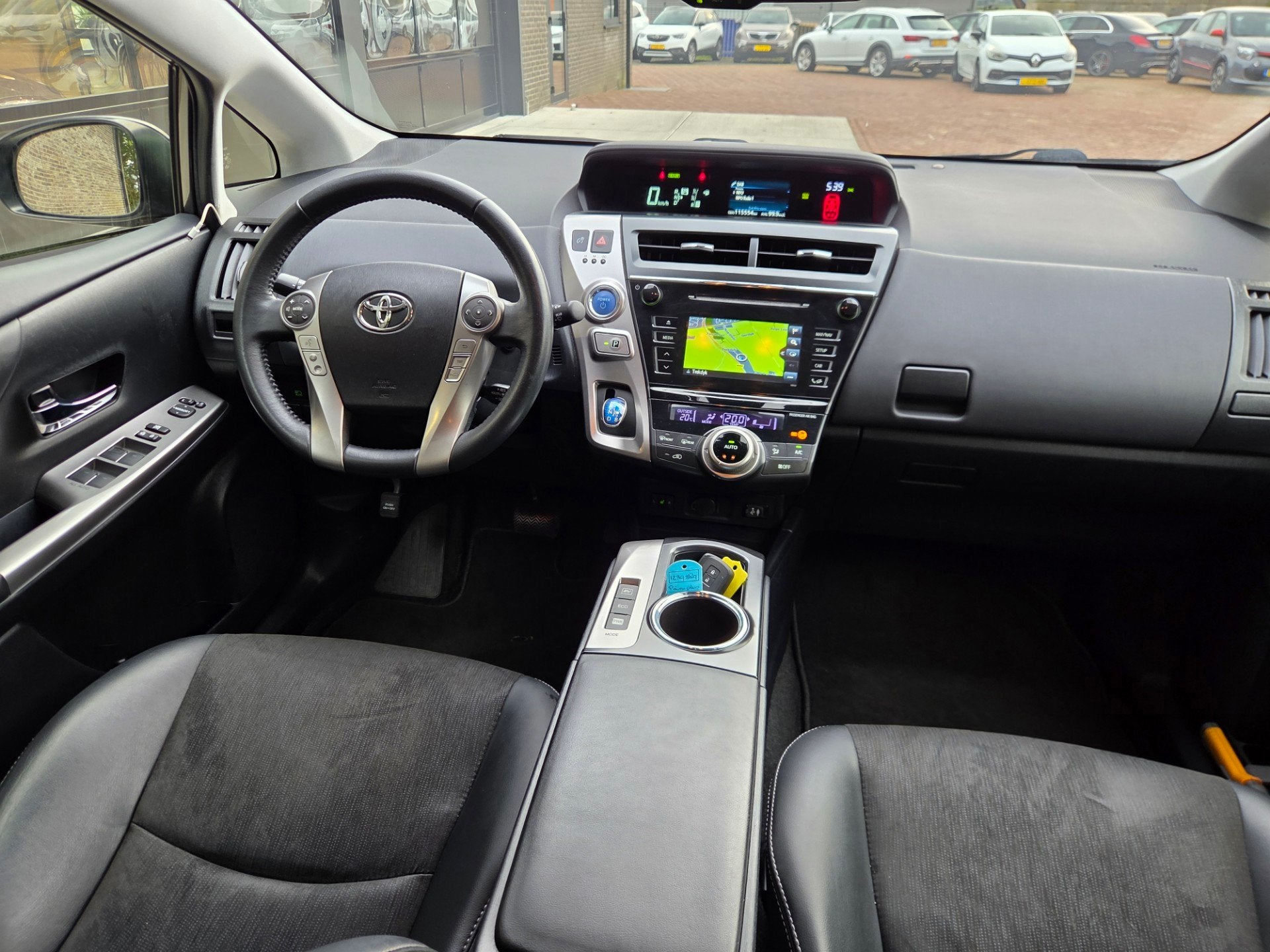 Toyota Prius + 1.8 Dynamic | 1/2 Leer | Navi | Camera | Stoe, Gebruikt, 4 cilinders, 7 stoelen, Origineel Nederlands