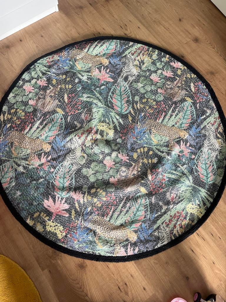 Jungle kamer accessoires: vloerkleed, lamp, doeken, bureaust, Ophalen, Zo goed als nieuw, Kleed of Kussen