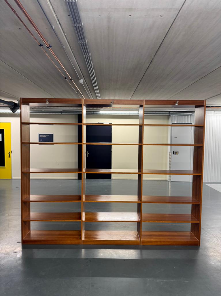 Kersenhouten Design Wandkast / Boekenkast #K35, Huis en Inrichting, Kasten | Boekenkasten, Met plank(en), Gebruikt, 200 cm of meer