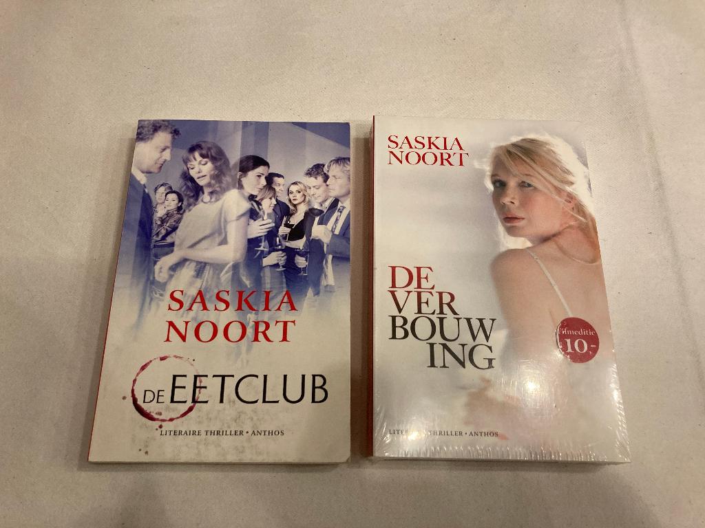Saskia noort eetclub de verbouwing (nieuw) softcover set!, Ophalen of Verzenden, Zo goed als nieuw, Saskia Noort, Nederland