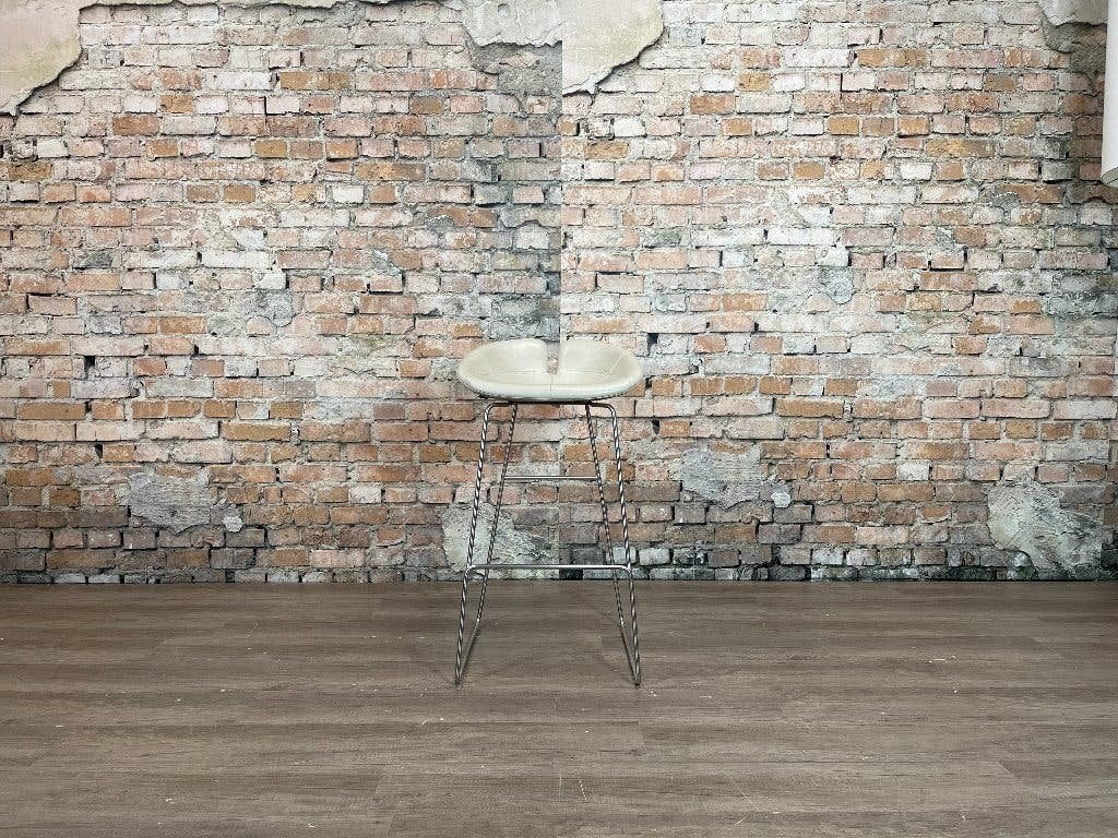 Moroso Fjord Barkruk – Witbeige leer | Patricia Urquiola, Ophalen, 60 tot 90 cm, Zo goed als nieuw, Leer