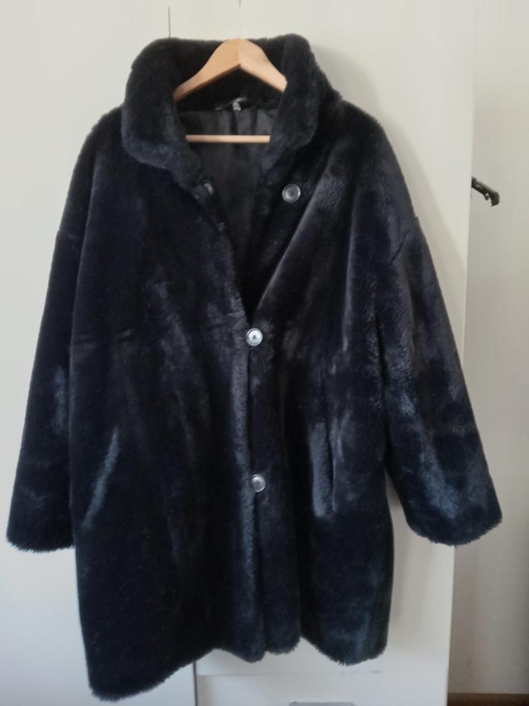 M&S Mode Faux Fur Jas Maat M, Maat 38/40 (M), Zwart, Ophalen of Verzenden, Zo goed als nieuw