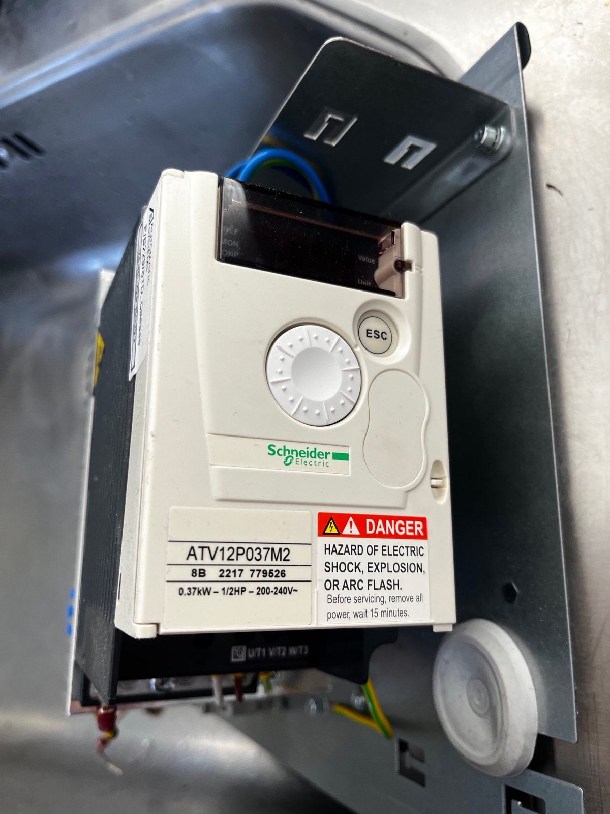 Schneider Electric ATV12P037M2 Frequentieregelaar, Ophalen