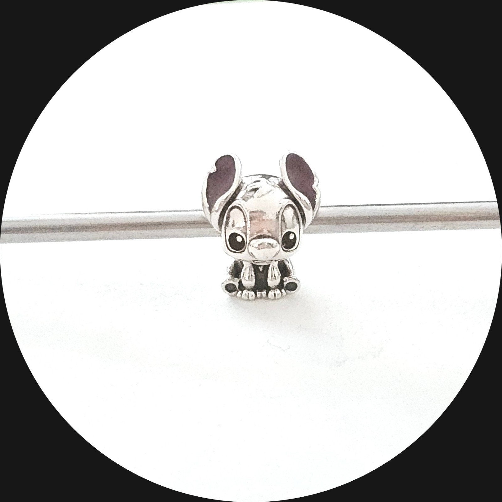 Pandora Disney Lilo Stitch 798844C01 / roze emaille, Pandora, Ophalen of Verzenden, Zo goed als nieuw, 1 bedel