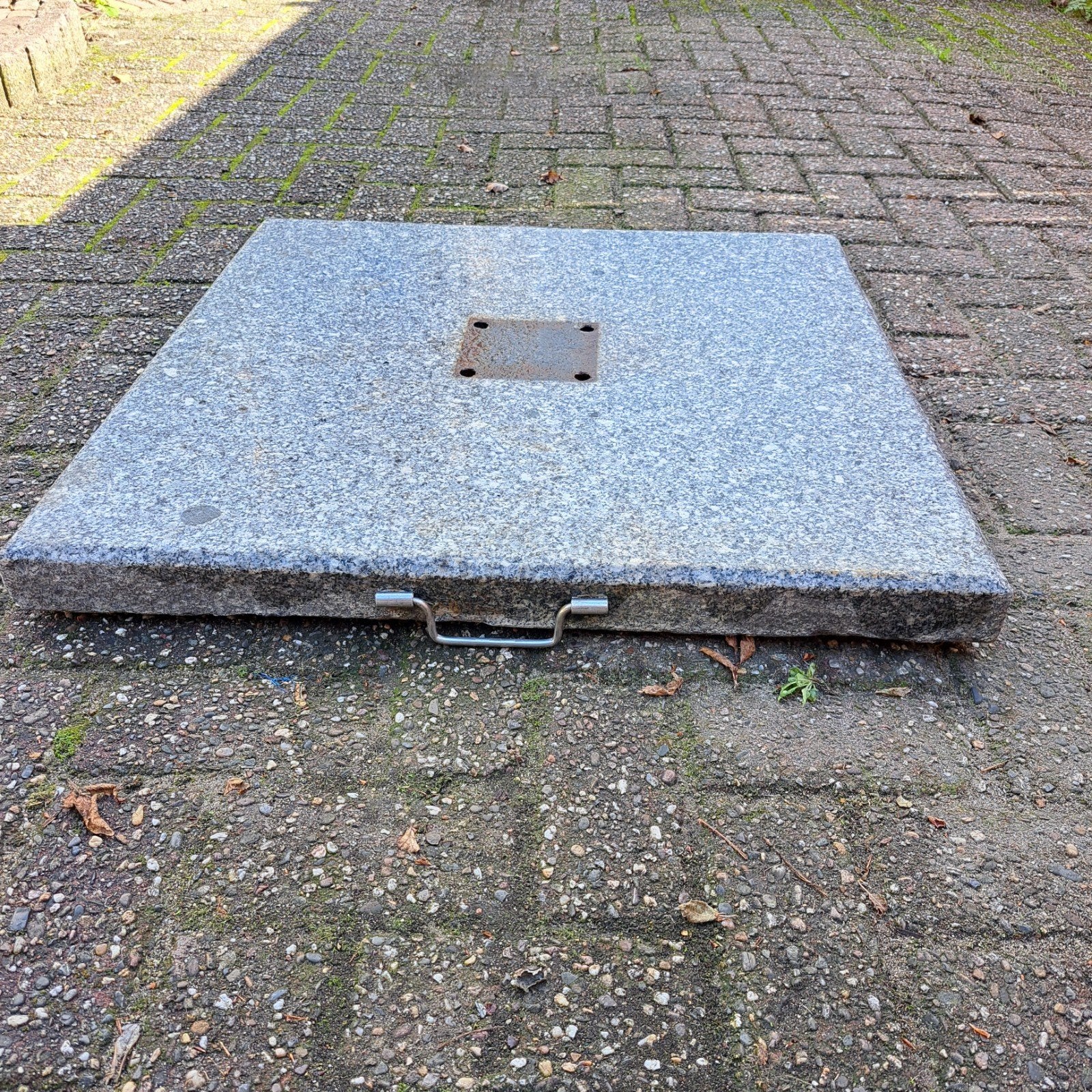 Granieten parasolvoet 76x76x6 cm, Ophalen, Gebruikt, Parasolvoet