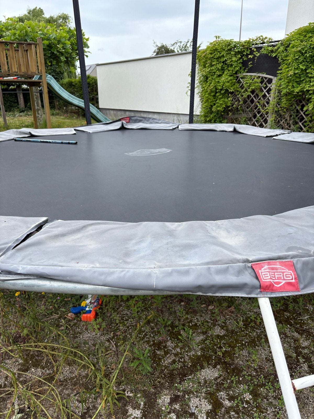 Berg Trampoline 380 - Springt nog uitstekend!, Ophalen of Verzenden, Gebruikt