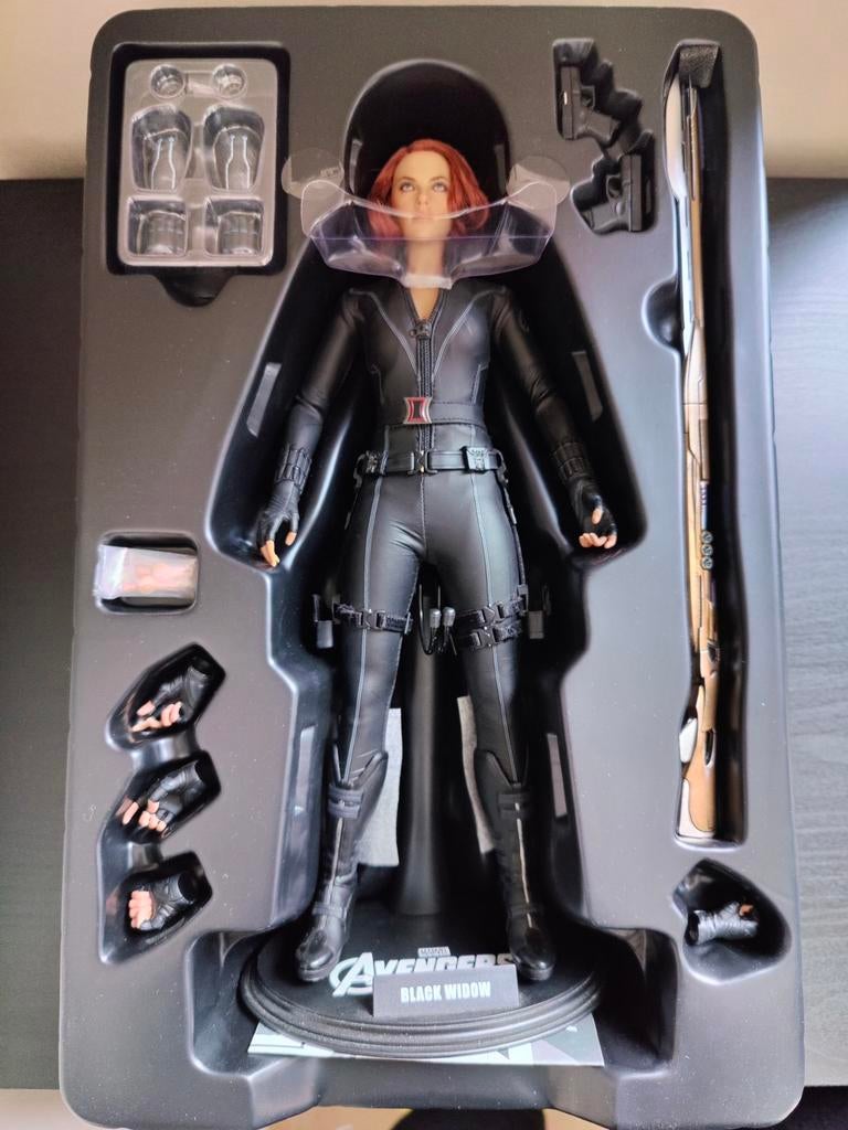 Hot Toys Limited Black Widow, Ophalen of Verzenden, Zo goed als nieuw, Pop