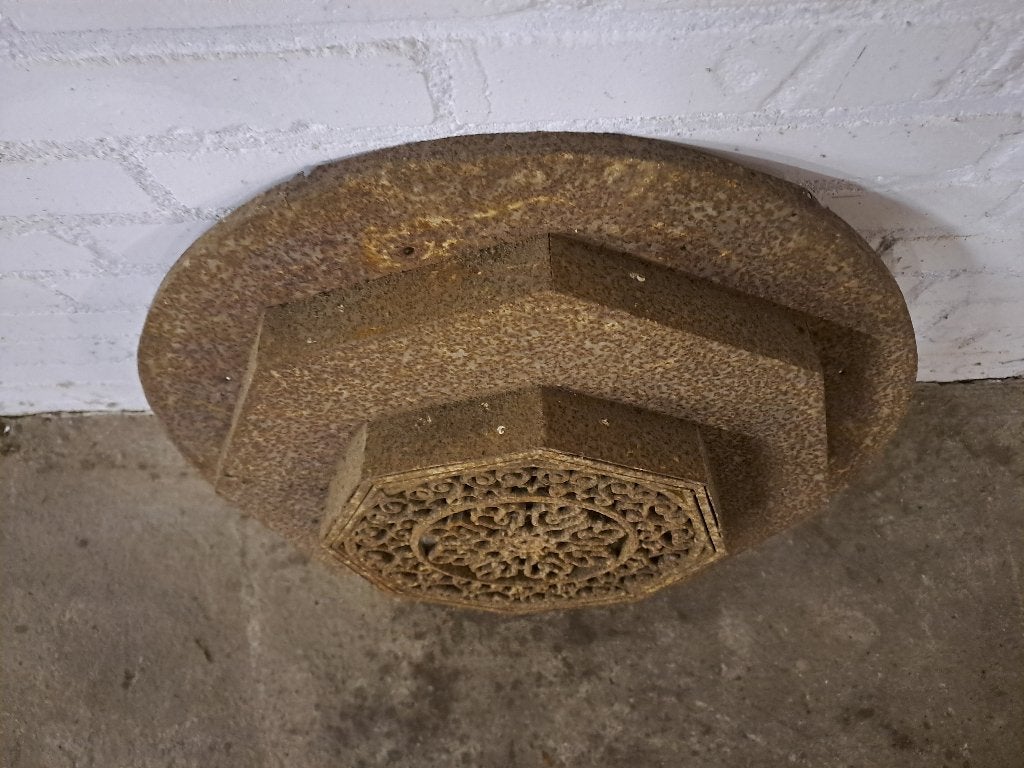 1 Ornament van ijzer en gietijzer., Ophalen