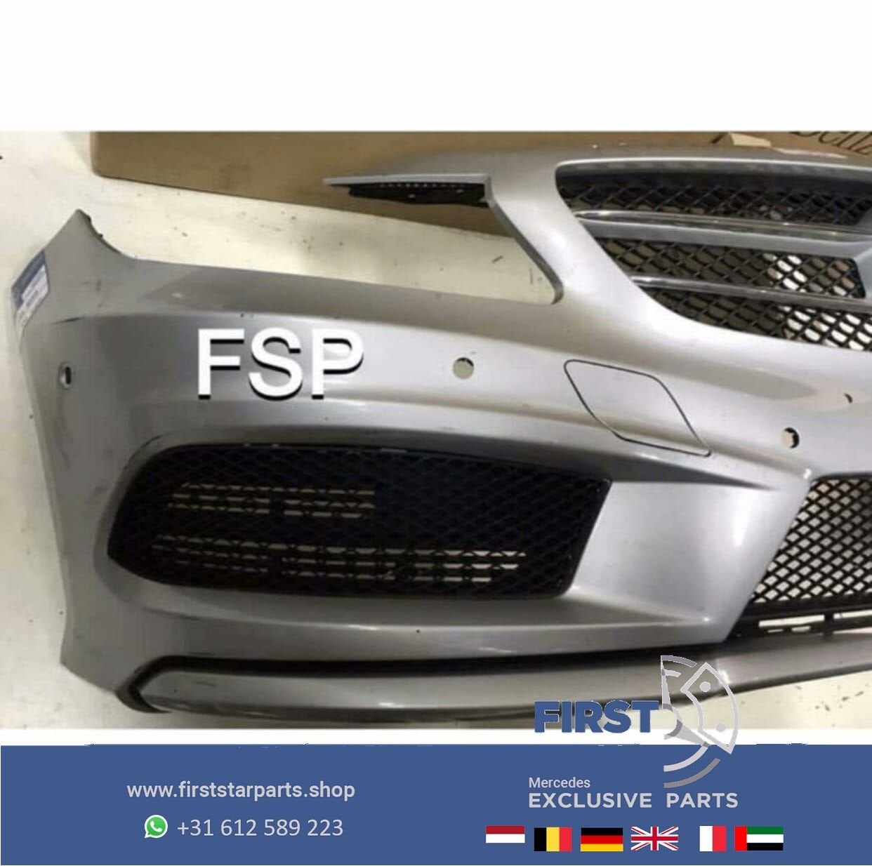 W176 AMG Voorbumper Mercedes A Klasse COMPLEET 2015 ZILVER G, Gebruikt, -, Voor, Ophalen of Verzenden