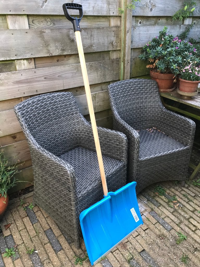 (sneeuw) schep, Ophalen, Zo goed als nieuw, Schop, Weet niet