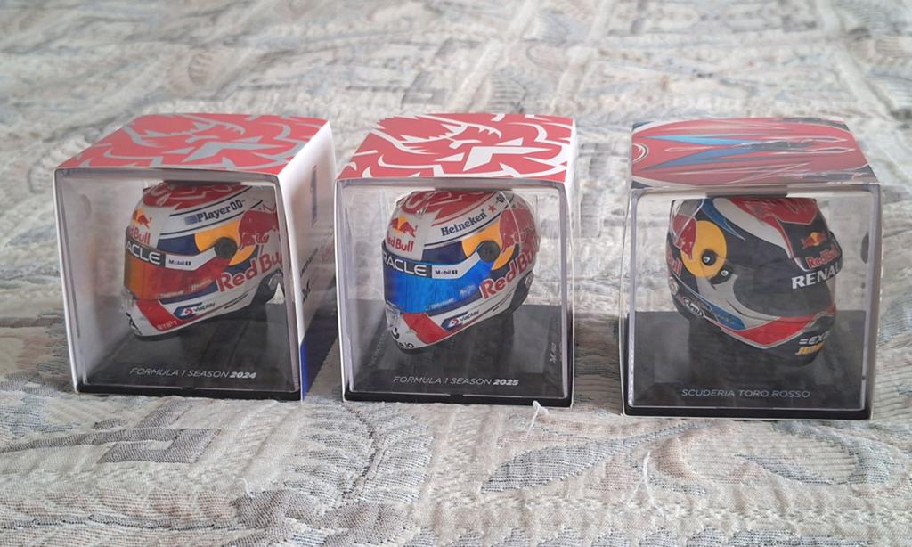 Max Verstappen 1:4 helmen Seizoen 2015, 2024 en 2025, Ophalen, Nieuw, Formule 1