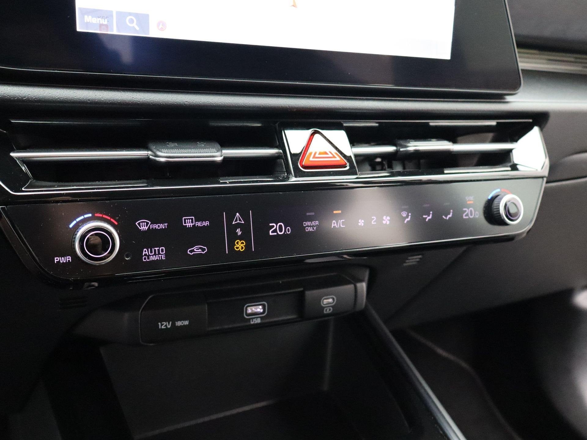 Foto 24 van Kia Niro 1.6 GDi Hybrid DynamicLine | Clima | Navi | Trekhaa
