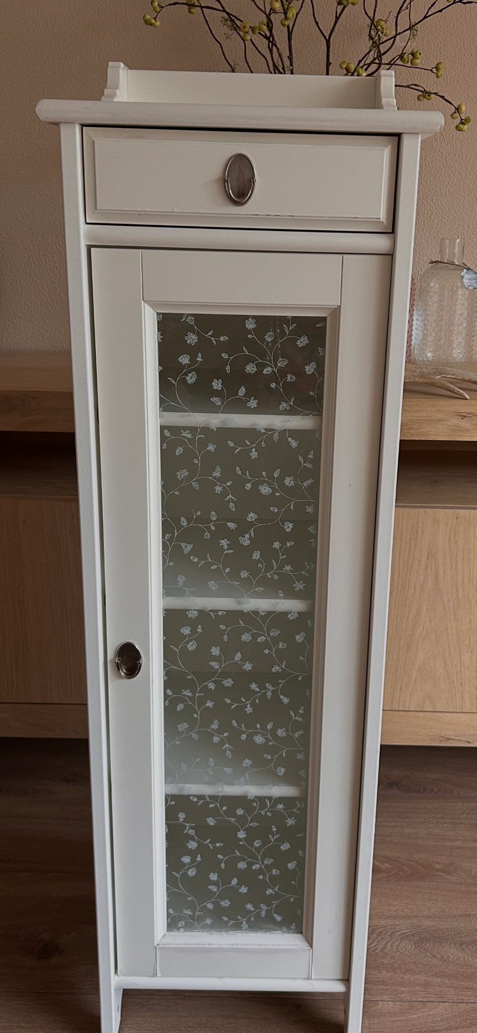 IKEA Flaren wit kastje spiegel, lade en planken h126xb39xd34, Ophalen, Zo goed als nieuw