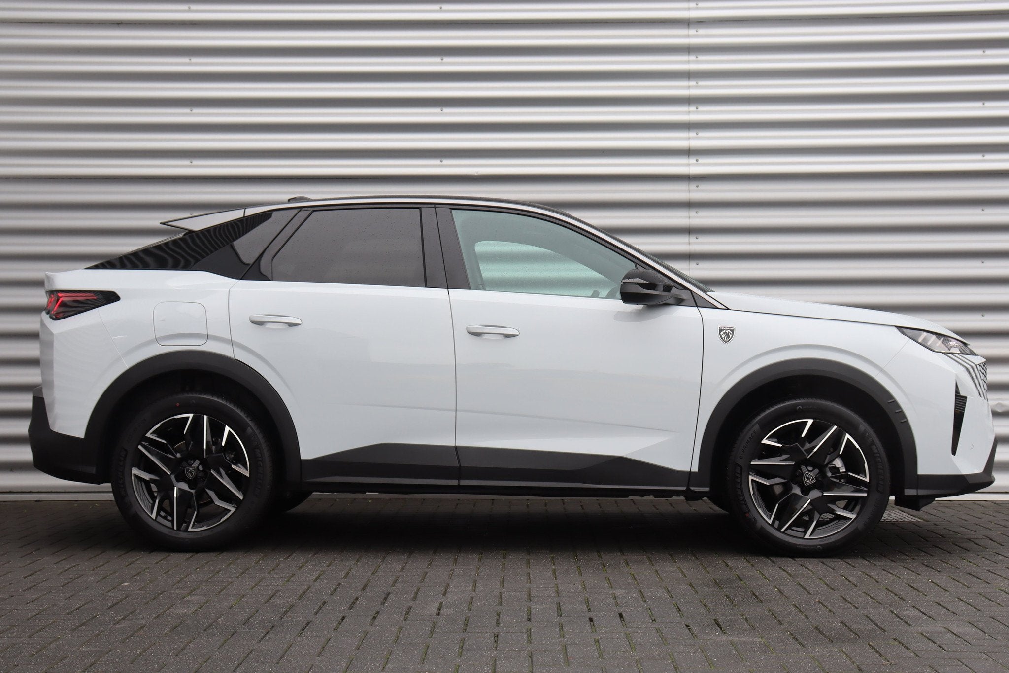 Peugeot 3008 1.2 HYBRID 145PK GT AUTOMAAT, Gebruikt, 1199 cc, Wit, Origineel Nederlands