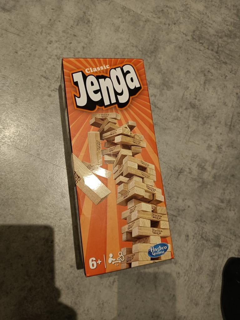 Jenga Classic - Het spannende stapelspel voor iedereen, Vijf spelers of meer, Ophalen of Verzenden, Zo goed als nieuw, Hasbro Gaming