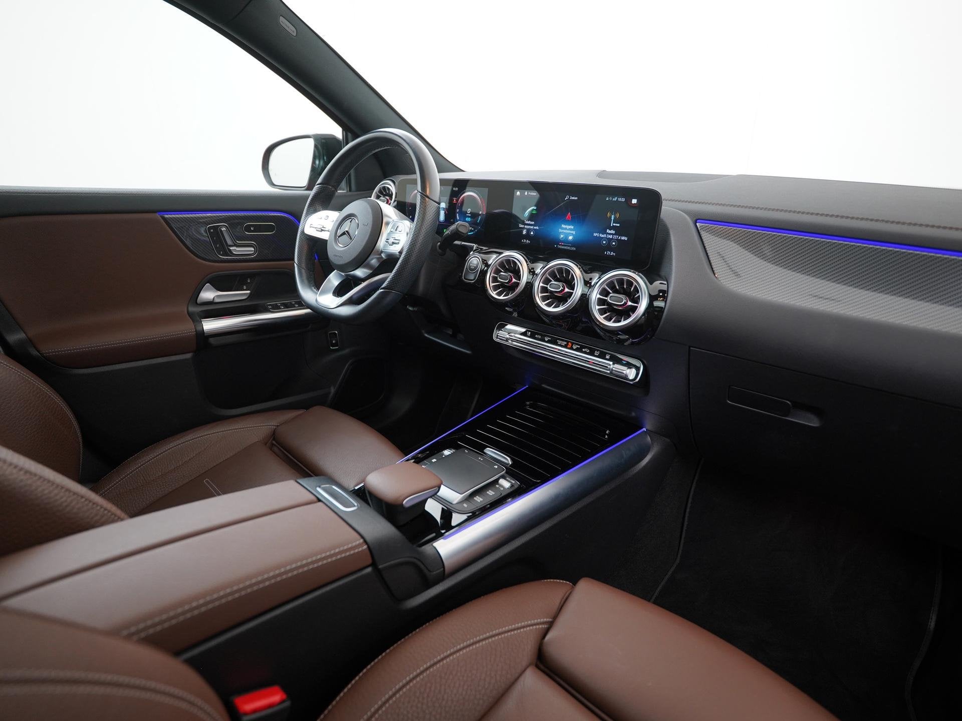 Mercedes-Benz GLA-klasse 250e AMG Night | Panoramadak | Memo, Auto's, 12 maanden, Euro 6, Leder en Stof, Hybride Elektrisch/Benzine