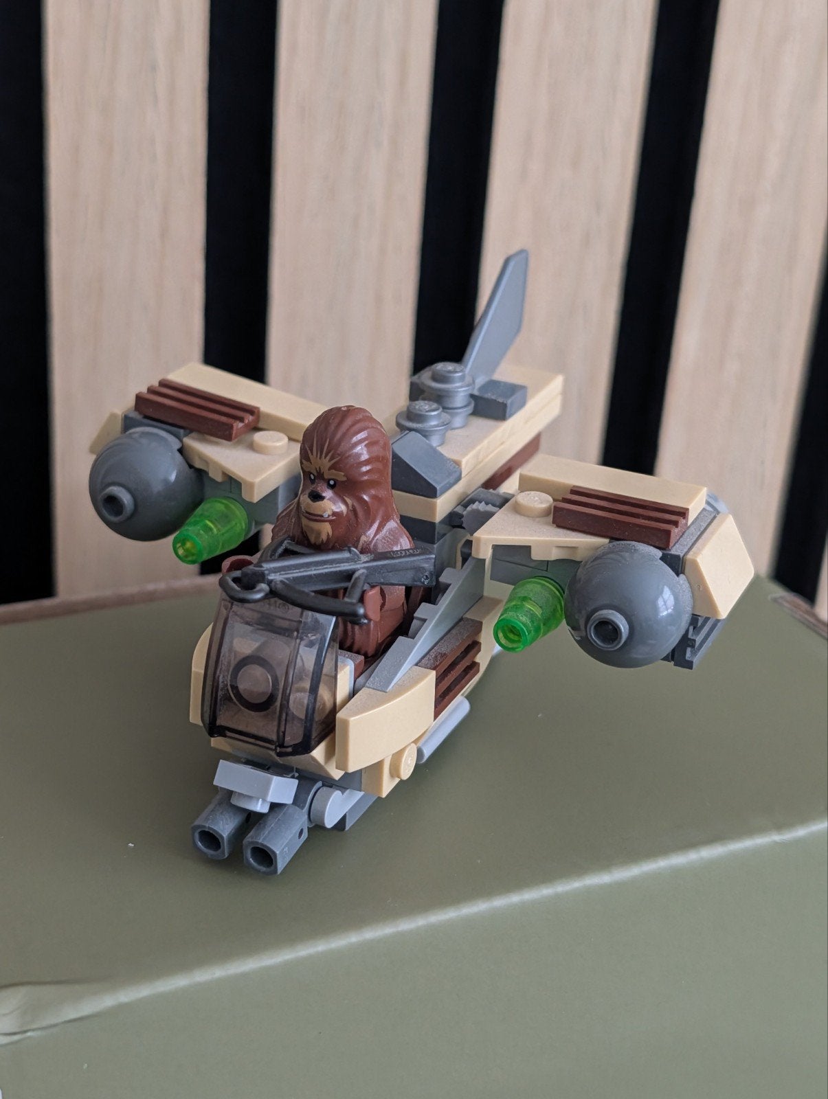 Lego Star Wars Wookie Gunship set 57129 met Chewbacca, Ophalen of Verzenden, Zo goed als nieuw, Actiefiguurtje