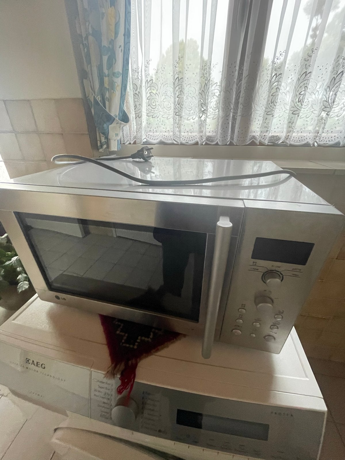 LG MS-2384BL Magnetron - Zilver, 1250W, Ophalen, Gebruikt, Grill, Magnetron