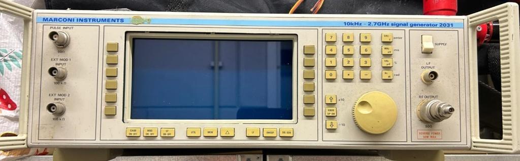 Marconi 2031 Signal Generator (10 kHz - 2.7 GHz), Doe-het-zelf en Verbouw, Meetapparatuur, Ophalen of Verzenden, Gebruikt, Overige meters