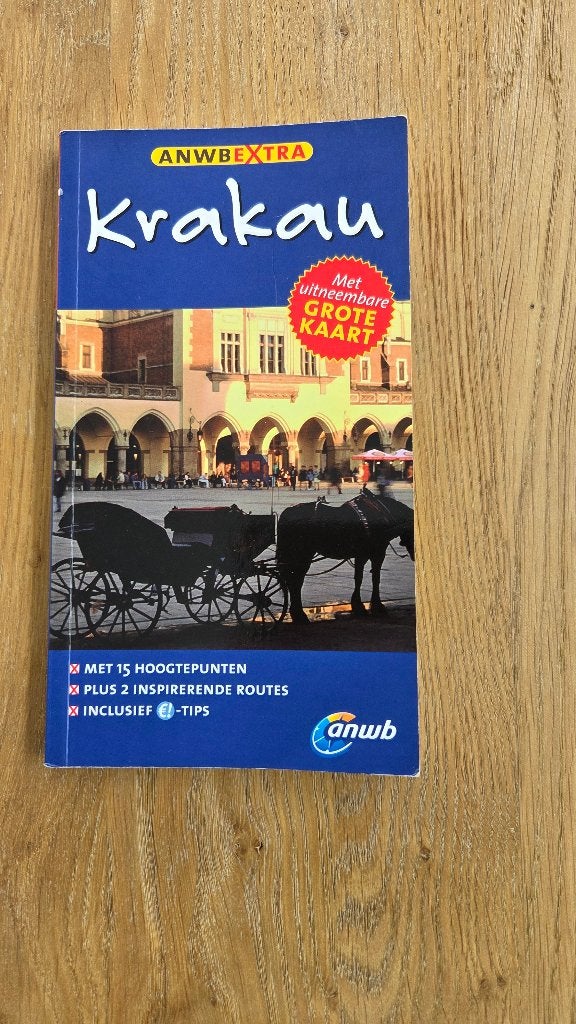 ANWB Extra Krakau Reisgids met uitneembare kaart, Europa, Ophalen of Verzenden, Zo goed als nieuw, Reisgids of -boek