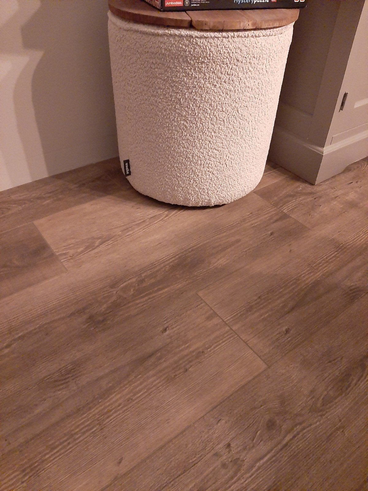 hocker/poef woood boucle creme, Ophalen, Zo goed als nieuw, Laminaat