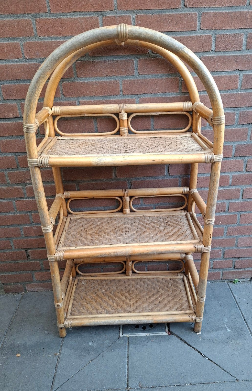 Vintage bamboe/rotan rek met 3 planken, Ophalen of Verzenden, Gebruikt