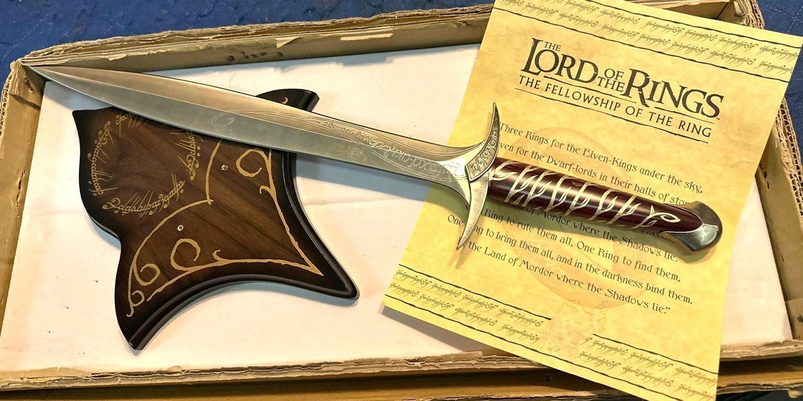 United Cutlery Sting – Sword of Frodo + originele scabbard, Verzamelen, Lord of the Rings, Ophalen of Verzenden, Zo goed als nieuw