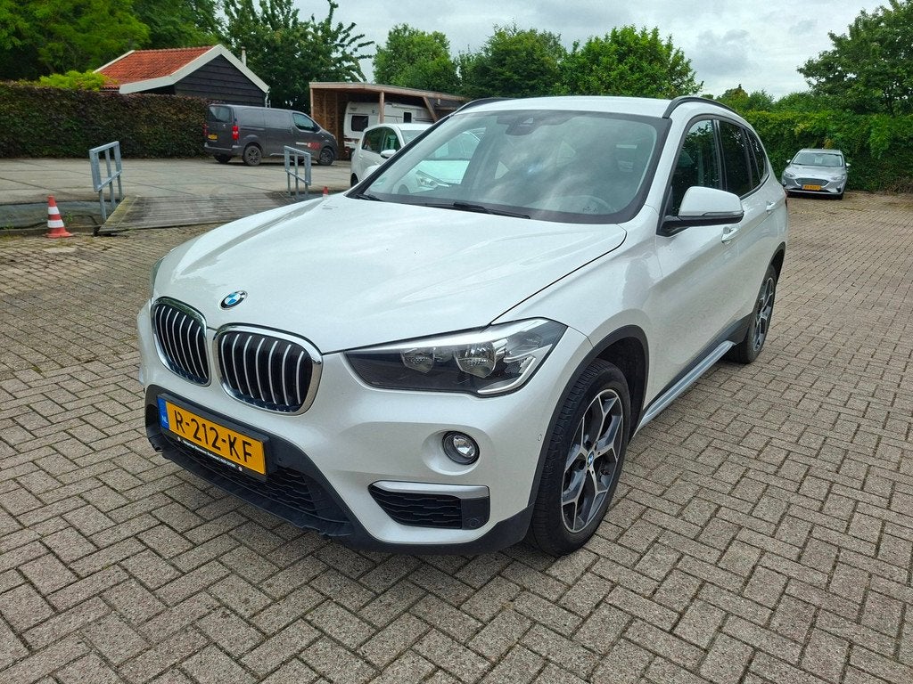 BMW X1 SDrive18i Centennial High Executive handels/ prijs zo, Auto's, BMW, 136 pk, Gebruikt, Euro 6, Leder en Stof