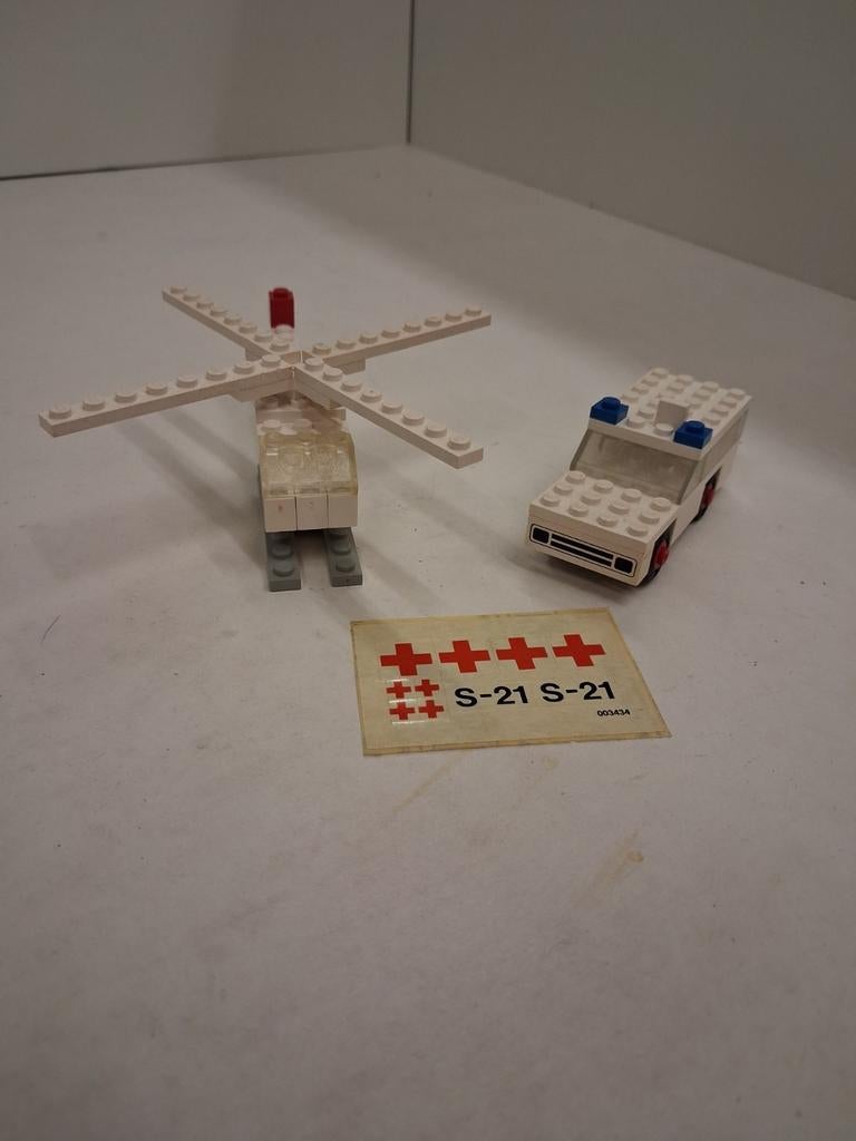 Lego 653 rode kruis heli en ziekenauto, Ophalen of Verzenden, Gebruikt, Lego, LEGOLAND