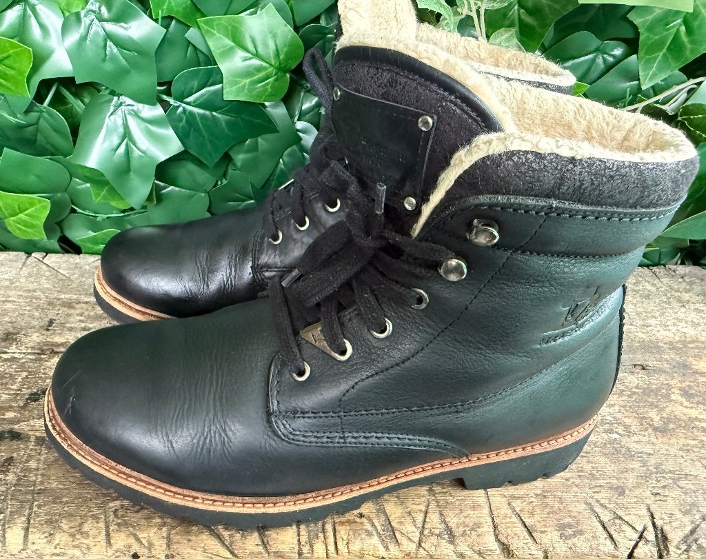 bijna Nieuwe gevoerde boots van Panama Jack maat 45, Zwart, Boots, Nieuw, Ophalen of Verzenden