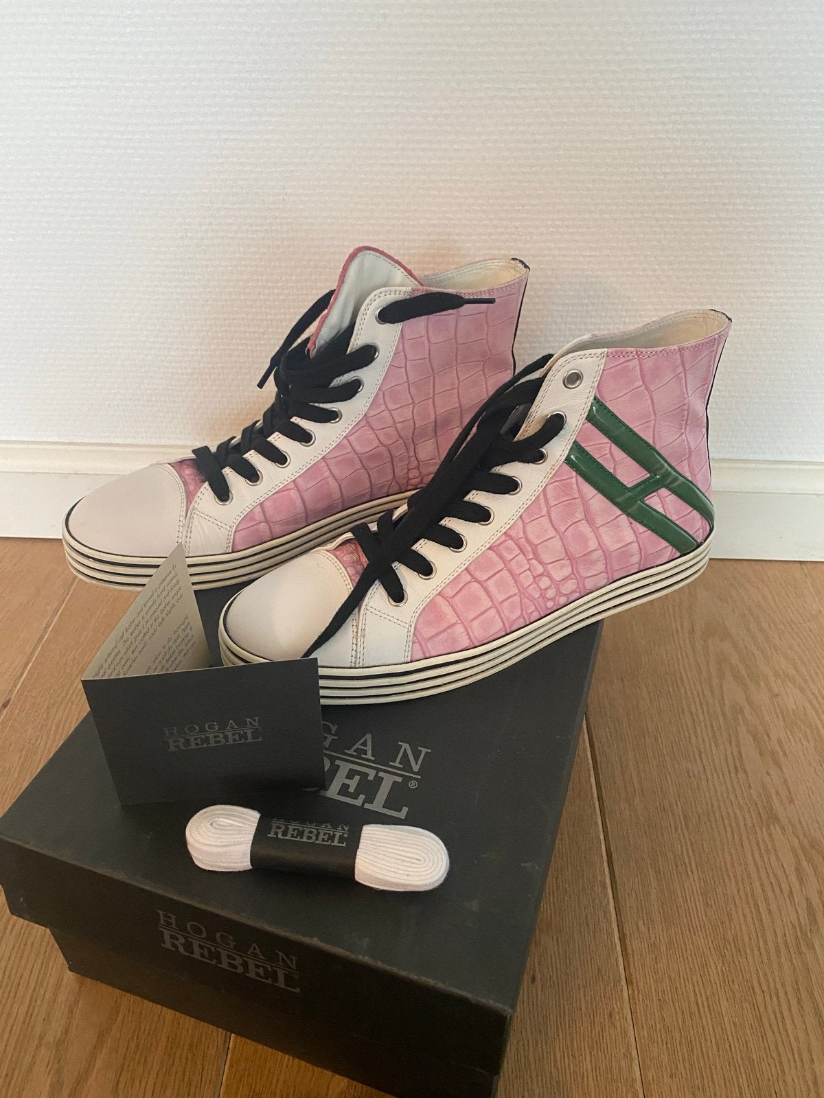 Hogan Rebel sneakers roze krokodillenprint maat 39.5, Verzenden, Zo goed als nieuw, Roze, Sneakers of Gympen