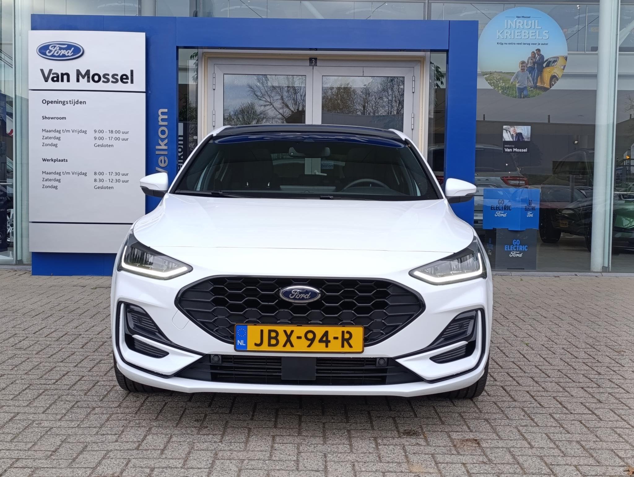 Ford Focus 1.0 EcoBoost Hybrid ST Line X Panorama dak| Leder, Auto's, 12 maanden, 125 pk, Gebruikt, Euro 6