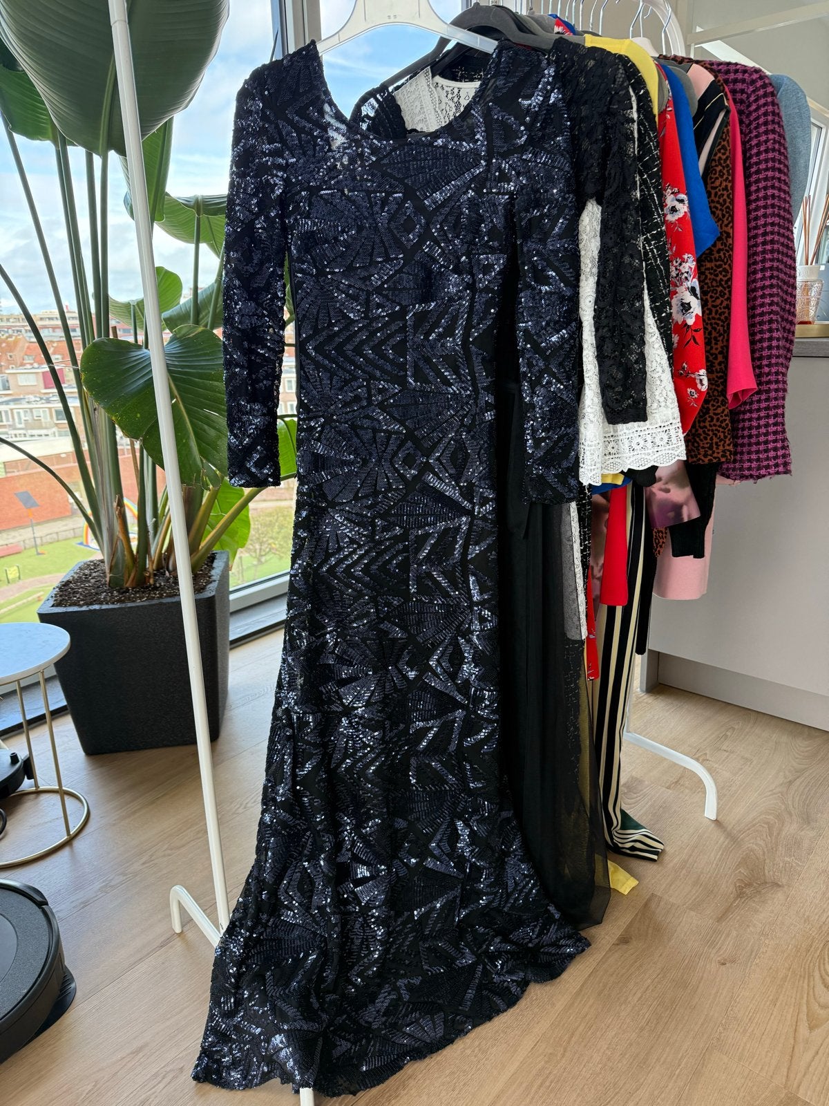 Zwarte pailletten jurk - Maat S, Kleding | Dames, Ophalen of Verzenden, Zo goed als nieuw, Maat 36 (S), Zwart