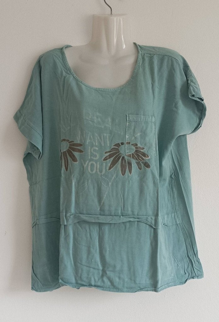 Groene top met bloemprint en korte mouwen maat XL, Kleding | Dames, Tops, Maat 46/48 (XL) of groter, Ophalen of Verzenden, Korte mouw