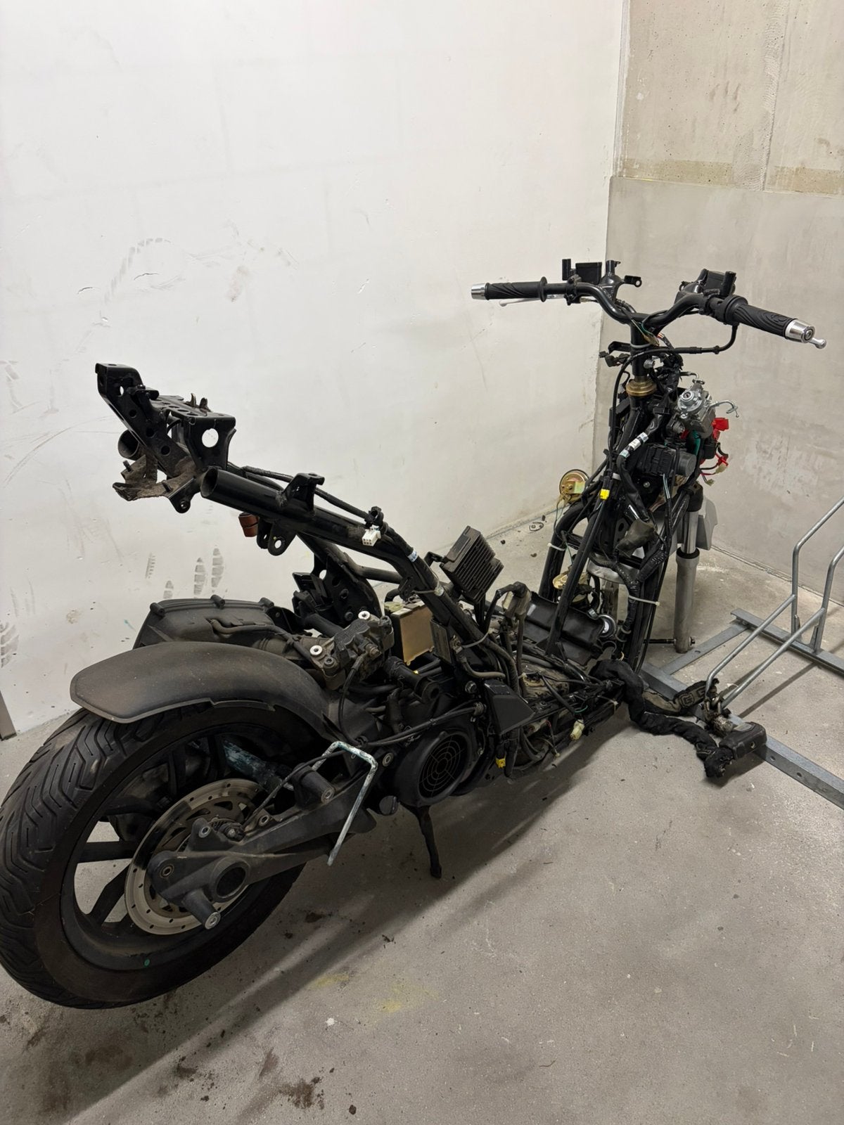 Kymco new people s motorscooter 150i 2018 (A2), Ophalen, Zo goed als nieuw, Benzine, Zip
