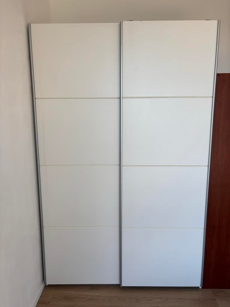 Gratis kledingkast met schuifdeuren, Ophalen, Overige materialen, Gebruikt, 200 cm of meer