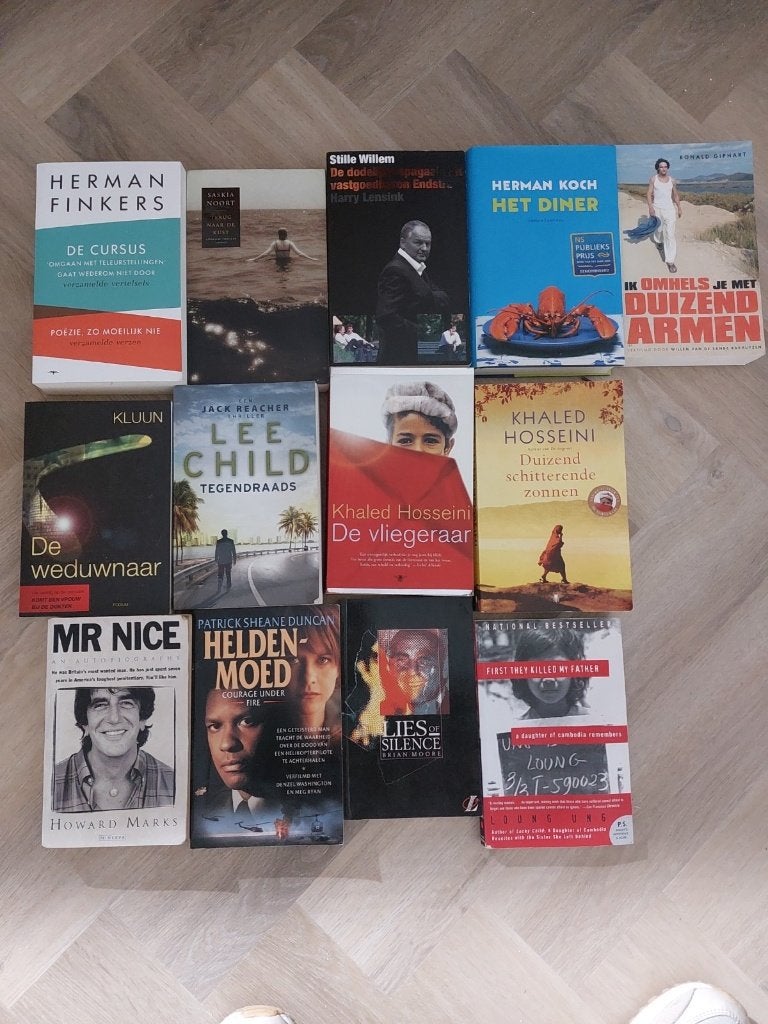 Diverse thrillers en nog wat andere boeken, Ophalen of Verzenden, Zo goed als nieuw