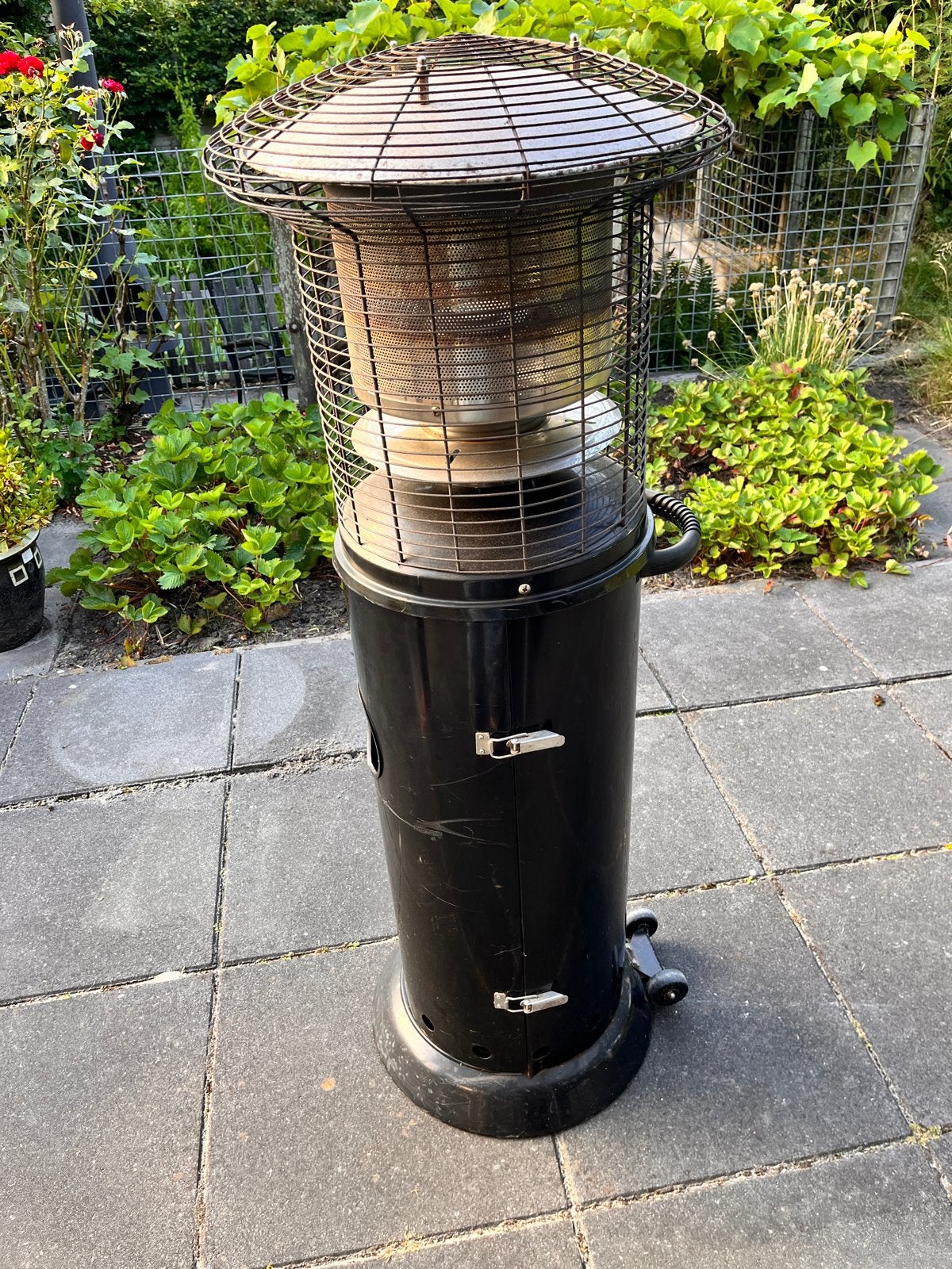 OutTRADE Gas Terrasverwarmer - 6.0 kW - met nieuwe gasfles, Ophalen, Gebruikt, Gas, Vloer