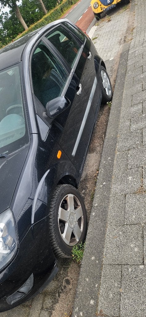 Ford Fiësta 1.4 16V 5DR 2006 Zwart, Voorwielaandrijving, 40 €/maand, Zwart, 4 cilinders