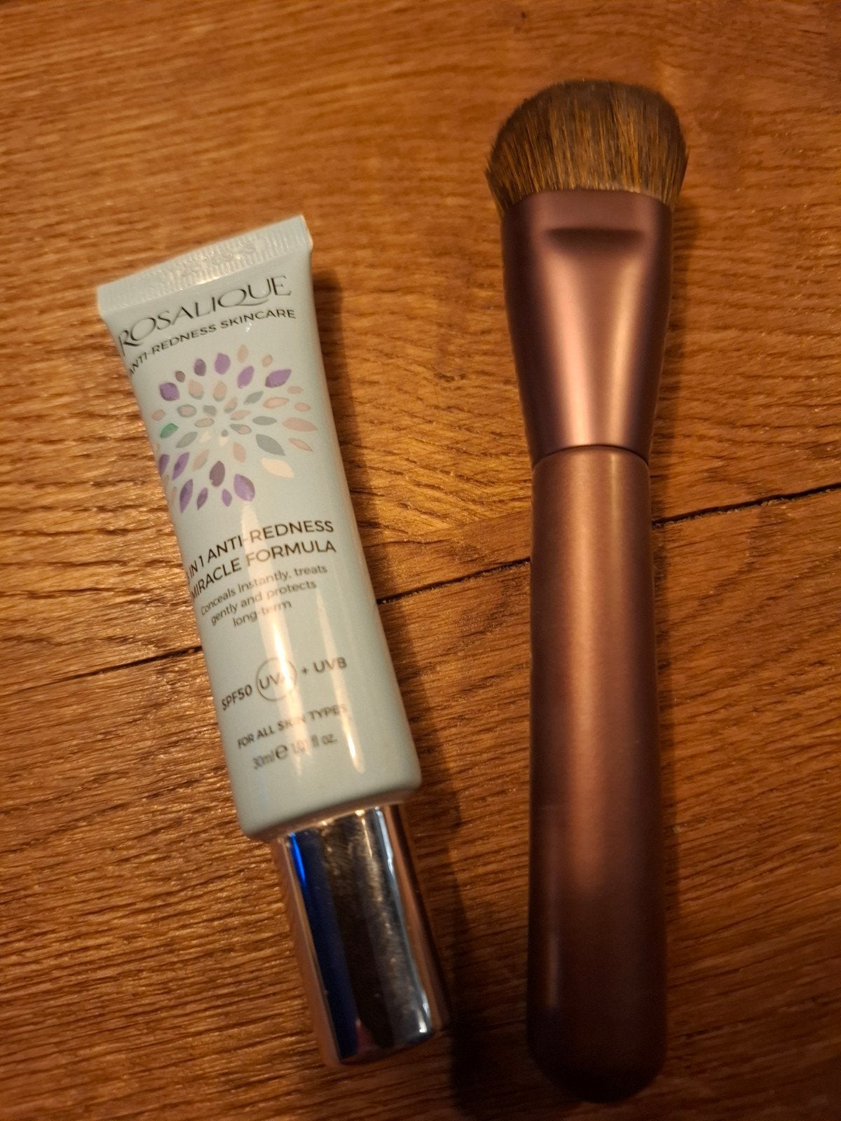Rosalique anti rednness skincare, Ophalen of Verzenden, Zo goed als nieuw, Zwart, Gehele gezicht
