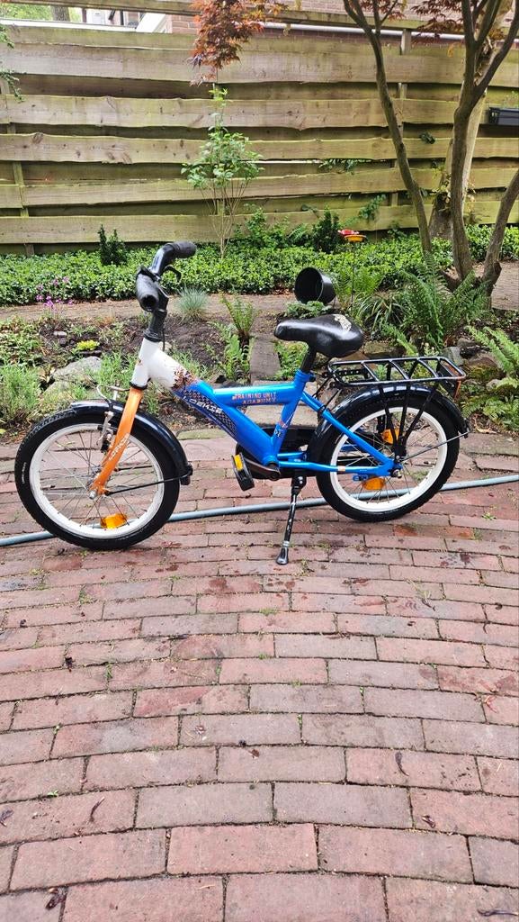 Degelijke 16 inch Loekie kinderfiets, Fietsen en Brommers, Fietsen | Kinderfietsjes, Ophalen, Gebruikt, 16 tot 20 inch