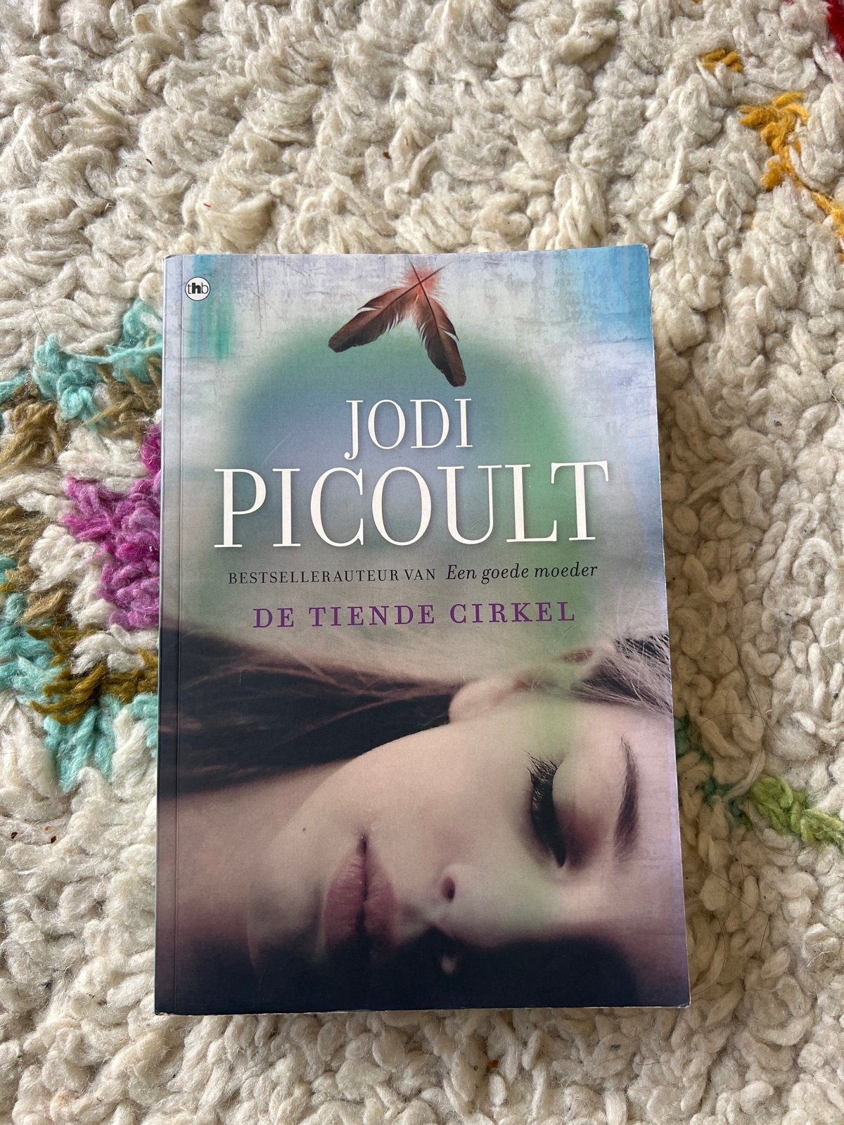 Jodi Picoult - De Tiende Cirkel (Zo goed als nieuw), Ophalen of Verzenden, Nieuw, Europa overig
