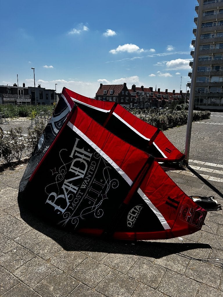 F-One Bandit III - 11m - incl. bar, Watersport en Boten, Kitesurfen, Ophalen, Geen board, 11 m², Zo goed als nieuw