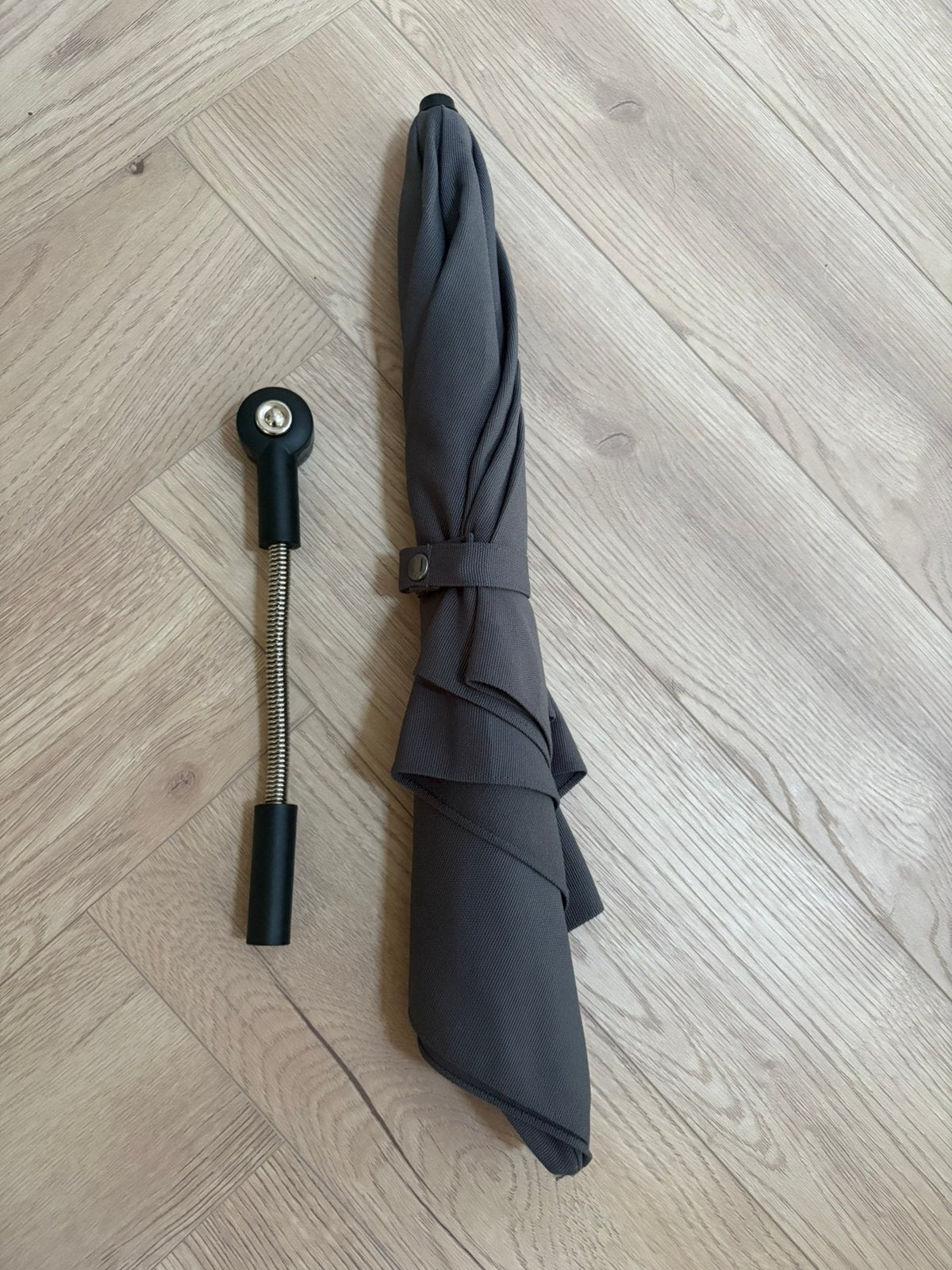 Joolz parasol Pure Grey Geo Day Hub, Joolz, Ophalen of Verzenden, Zo goed als nieuw, Grijs