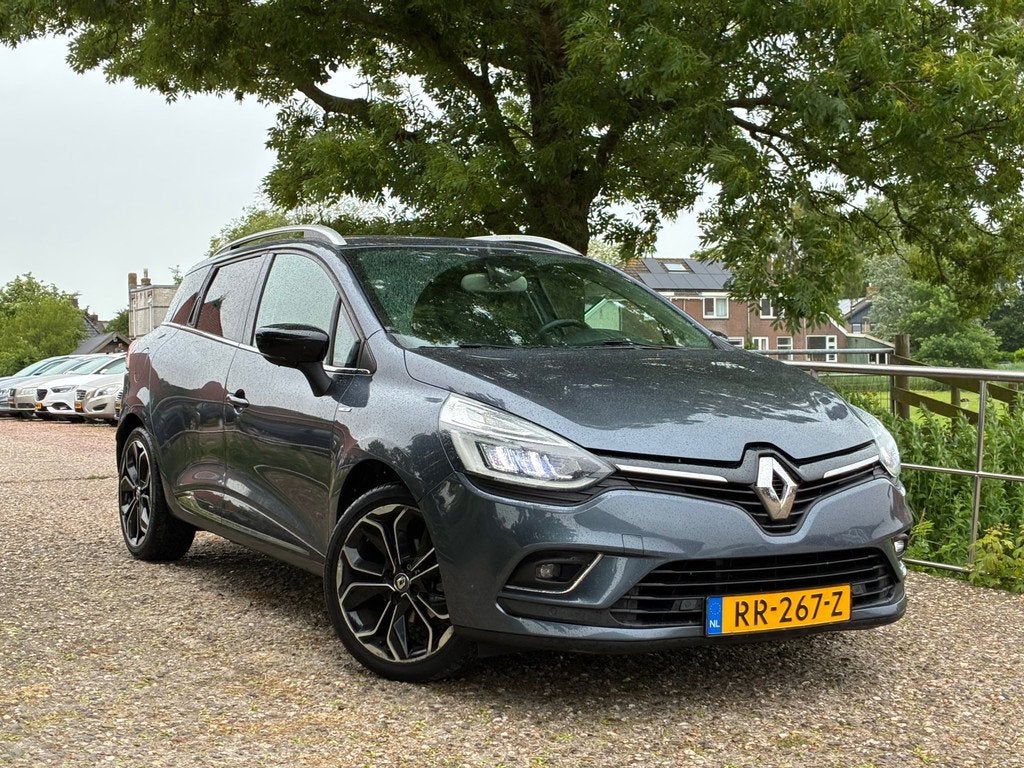 Renault Clio Estate 1.2 TCe Bose | Automaat + Cruise + Clima, Auto's, Renault, Gebruikt, 4 cilinders, 635 kg, Origineel Nederlands
