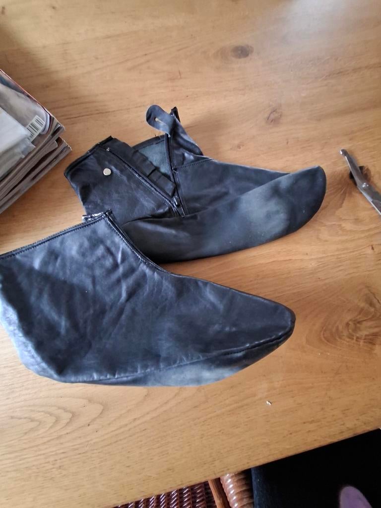 Miedival zwarte middeleeuwse schoenen - ideaal voor kostuums, Ophalen of Verzenden, Gedragen, Zwart, Overige typen